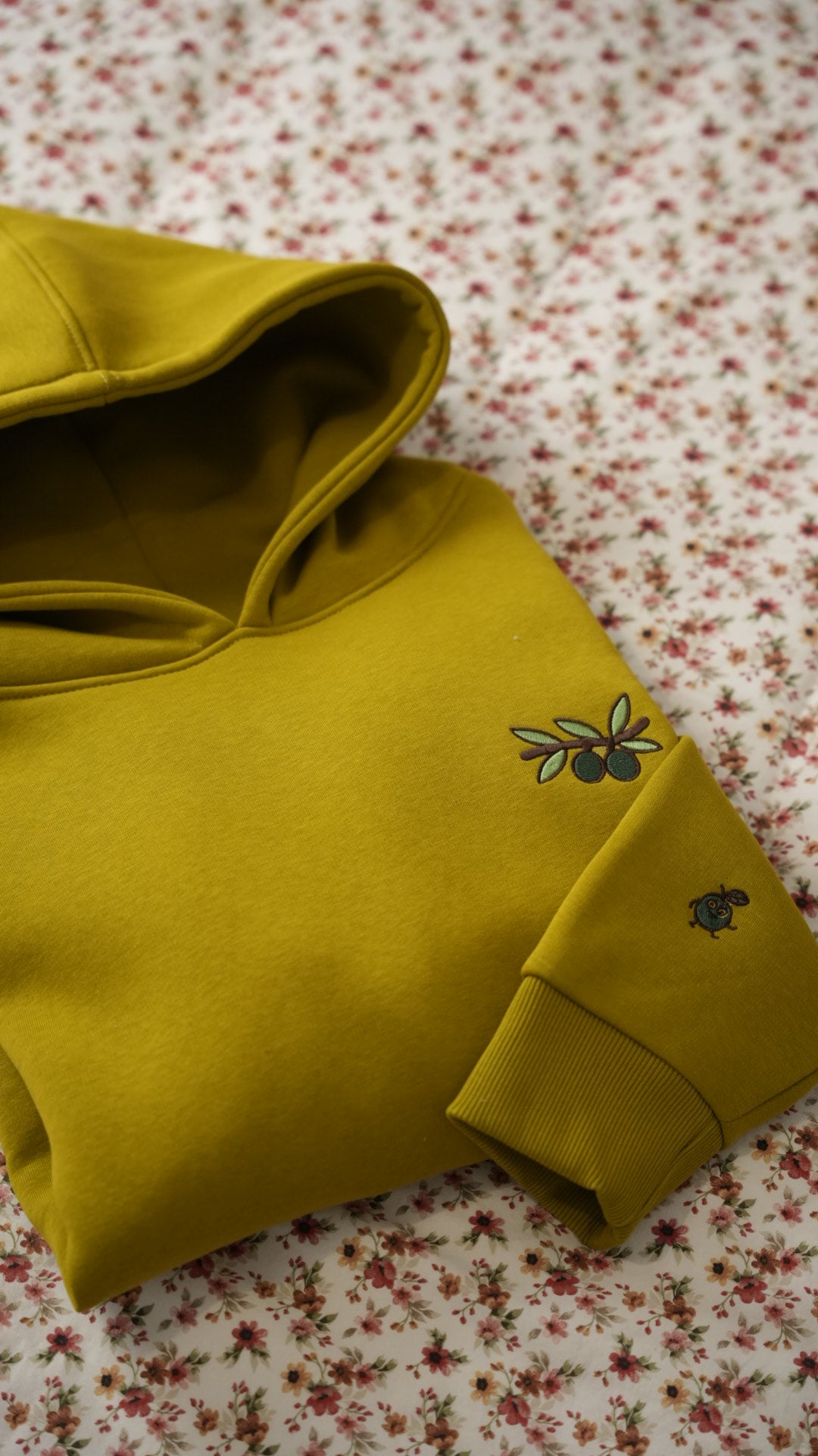 Olive Branch - Premium Oversize Hoodie