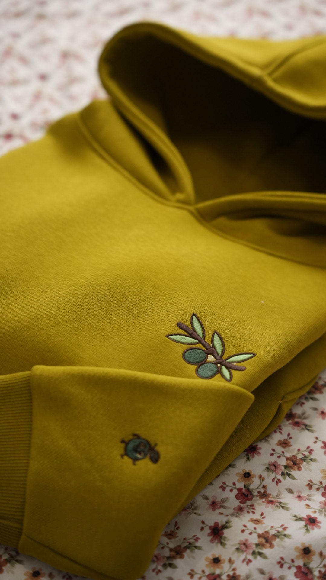 Olive Branch - Premium Oversize Hoodie